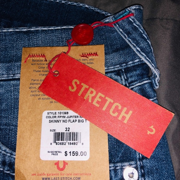 True Religion - Picture 7 of 8